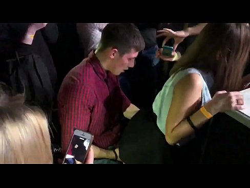 ❤️ Sex nyata dina nightclub Rusia. gadis Rusia 18 taun heubeul dina anus jeung heunceut fucked di nightclub a porno fb di urang% su.pornolymp.ru% ❌️